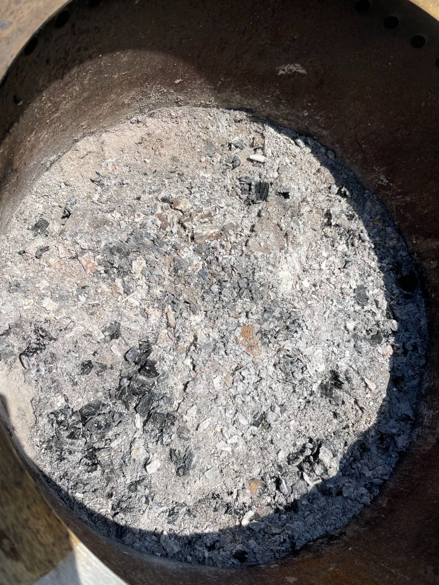 Cleaning a Breeo How to remove the ash and grime Fire Pit Bros